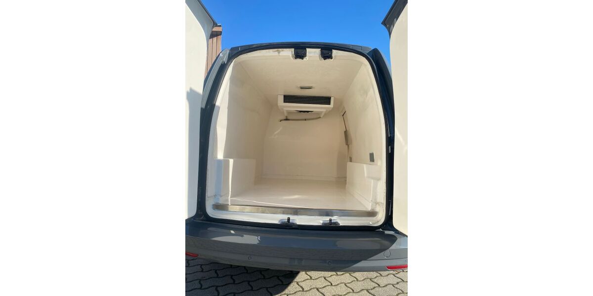 VW Caddy 68.613 km 25.850 &euro; Cottbus 03050