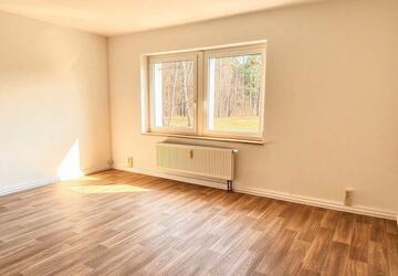 Wohnung Forst (Lausitz) - 3 Zimmer, 79 m&sup2;, 389&euro; | Angebot:26252008