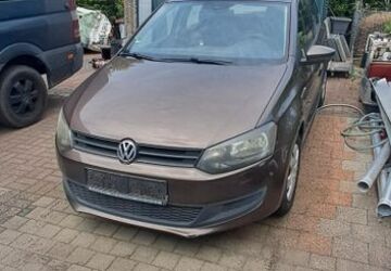 VW Polo 109.683 km 5.890 &euro; Cottbus 03051