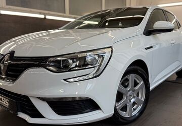 Renault Megane 95.158 km 9.888 &euro; Cottbus 03044