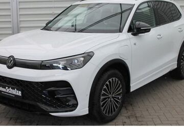 VW Tiguan 4.500 km 63.990 &euro; Cottbus / Groß Gaglow 03051