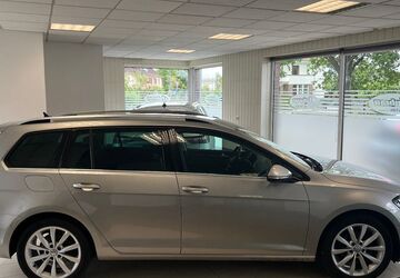 VW Golf 104.707 km 17.900 &euro; Calau 03205