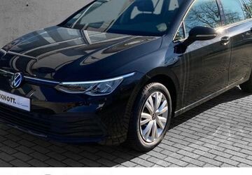 VW Golf 1.500 km 36.989 &euro; Cottbus 03044