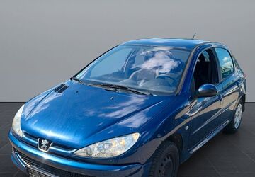 Peugeot 206 179.000 km 899 &euro; Lübbenau / Spreewald 03222