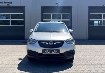 Opel Crossland (X) 70.379 km 9.999 &euro; Cottbus 03044