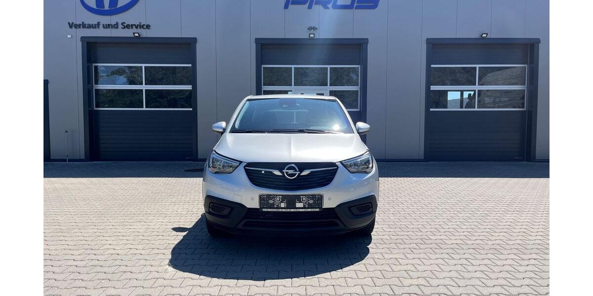 Opel Crossland (X) 70.379 km 9.999 &euro; Cottbus 03044