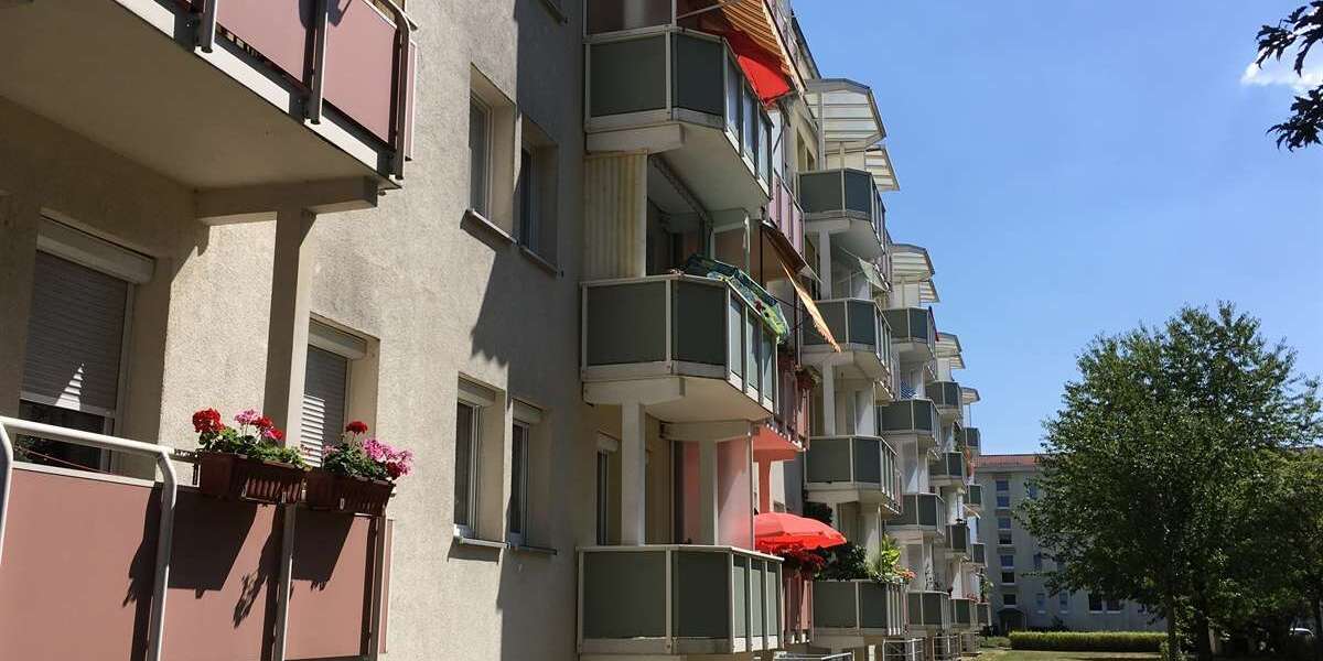 Etagenwohnung Forst (Lausitz) - 2 Zimmer, 49 m&sup2;, 304&euro; | Angebot:27137509