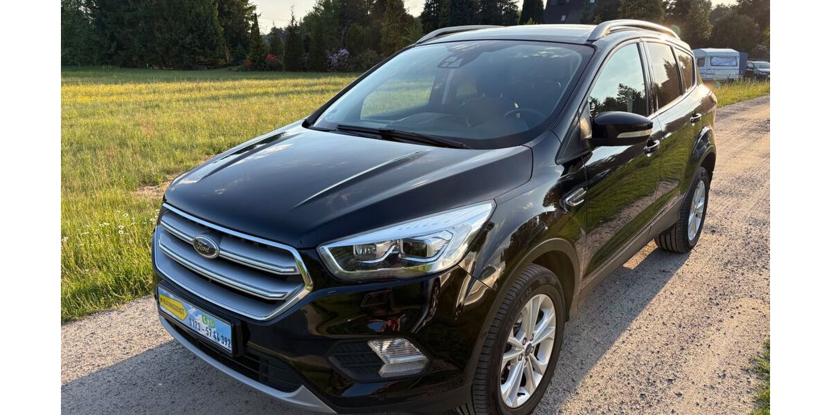Ford Kuga 159.000 km 9.490 &euro; Tschernitz 03130
