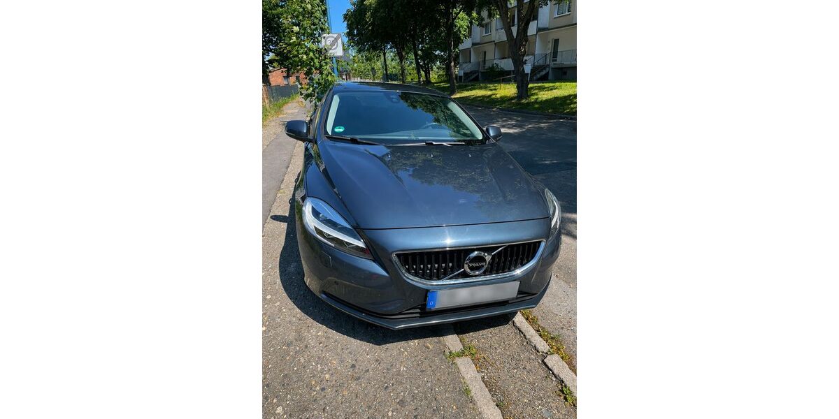 Volvo V40 196.000 km 8.390 &euro; Cottbus 03048
