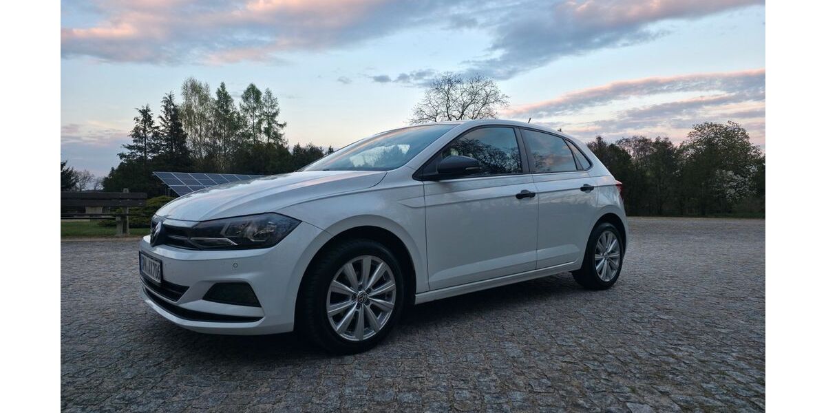 VW Polo 123.000 km 9.300 &euro; Forst 03149