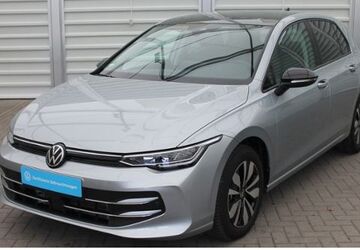 VW Golf 2.447 km 28.970 &euro; Cottbus / Groß Gaglow 03051