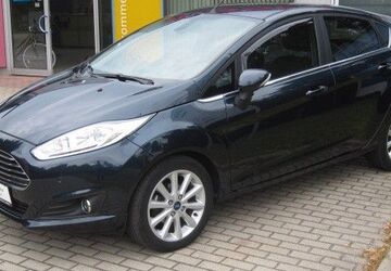 Ford Fiesta 62.200 km 10.990 &euro; Cottbus 03044